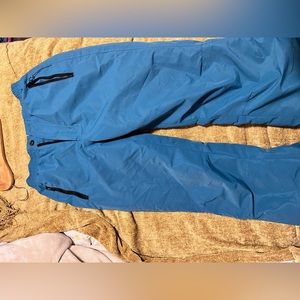 2 pairs of kids snow pants